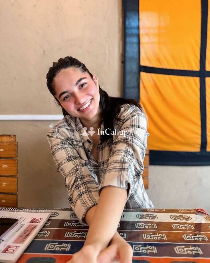 petite with black eyes and brown hair escort service in nagercoil luxury rani twenty one year old call girls model - Call Girls in Nagercoil