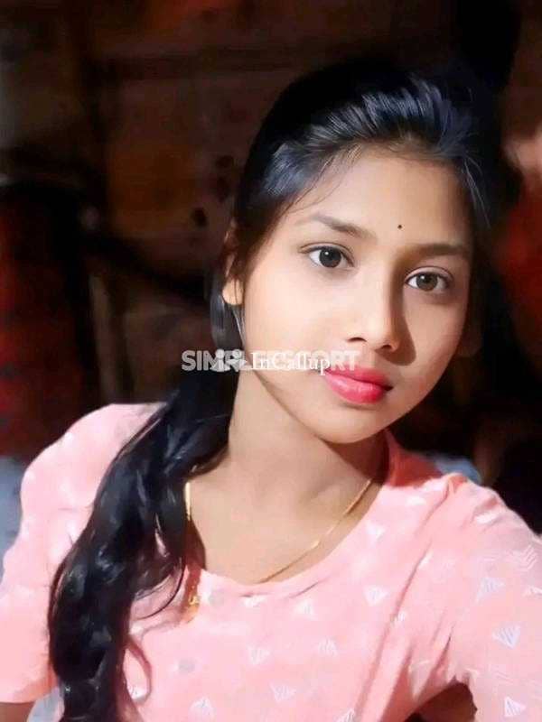 professional escort in nagpur glamorous riya twenty two years old call girls known for being cute - Call Girls in Nagpur