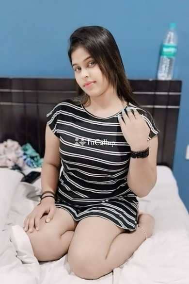 available for home visits meet me in nagpur stylish black hair and black eyes available now trusted reliable service - Call Girls in Nagpur