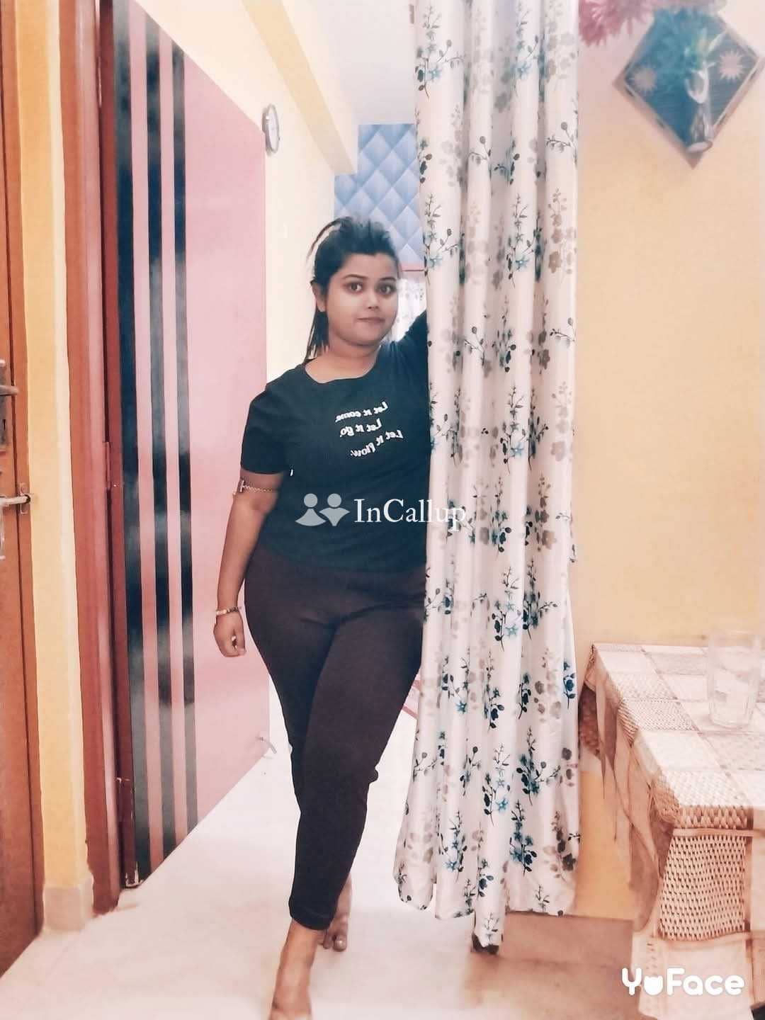 luxury oral french kiss standing service available for home visits beautiful curves and black eyes - Call Girls in Nagpur