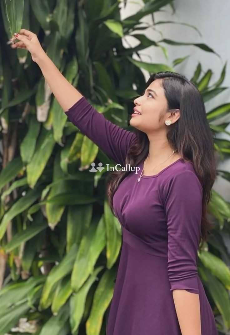 find pallavi patel your twenty one year old call girls companion hot black eyes and brown hair - Call Girls in Nalgonda