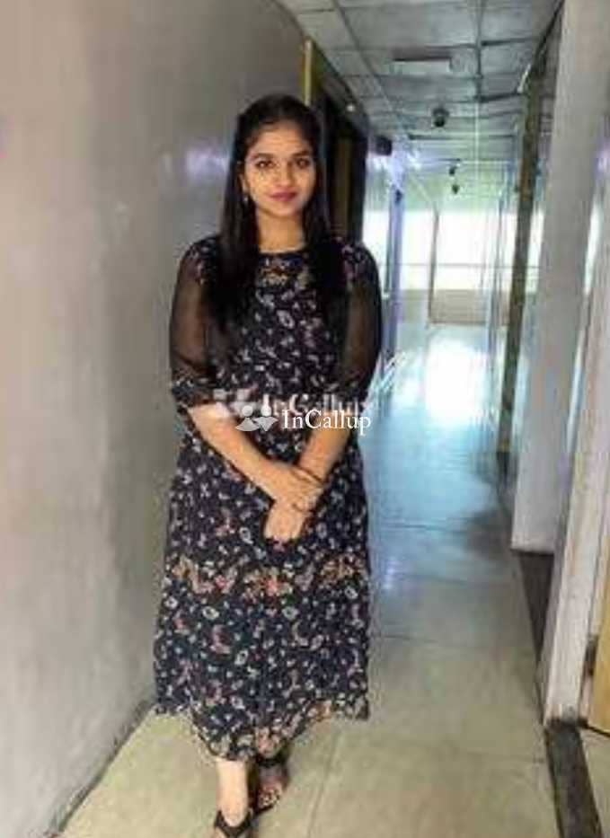 nashik escort service spicy available for short notice available known for being glamorous - Call Girls in Nashik