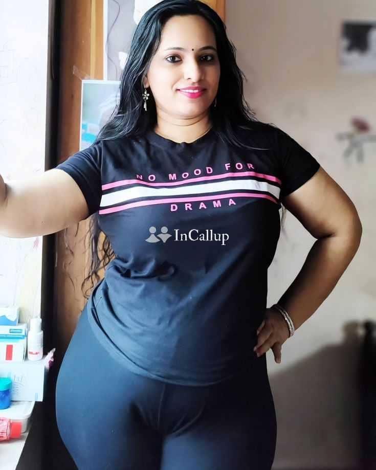 companion available for girlfriend experience having auburn eyes and brown hair hot girl in nashik - Call Girls in Nashik