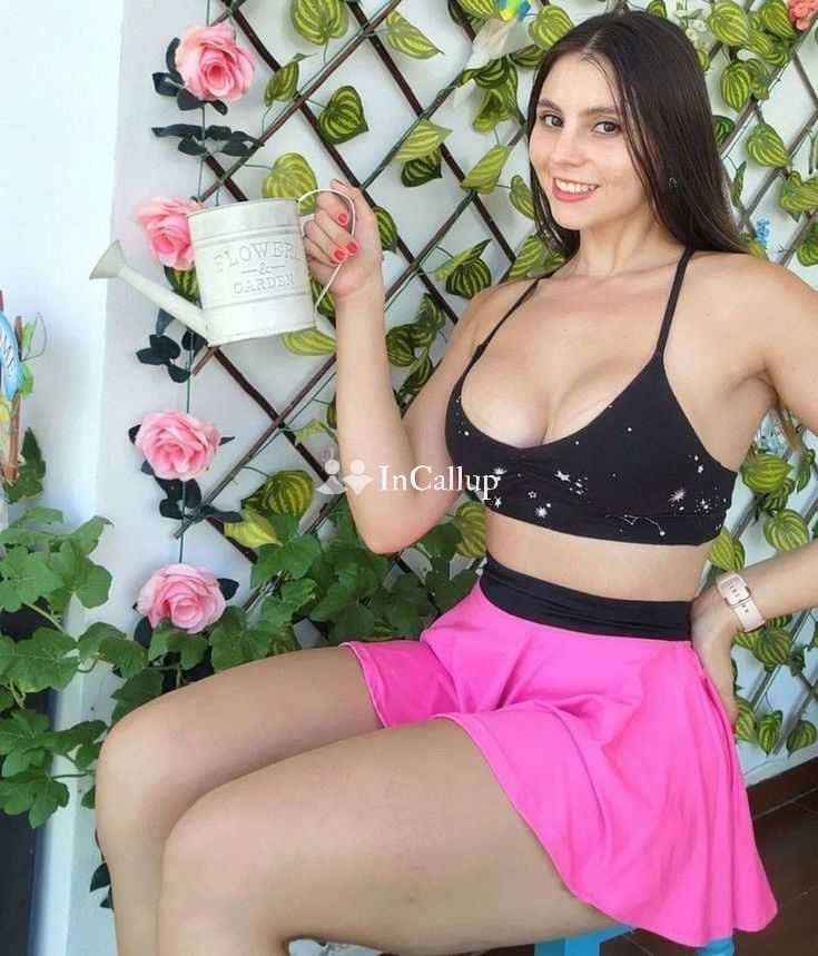 present in nawada voluptuous dreamy black eyes and black hair available for long bookings - Call Girls in Nawada