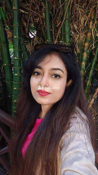 sweet riya twenty one years old call girls for your pleasure available for incall known for being unique - Call Girls in New Delhi