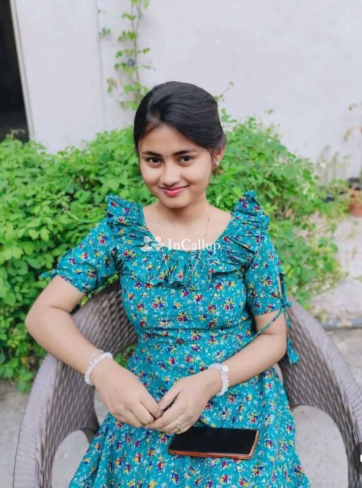 working in nizamabad known for being ravishing with black body type and brown eyes - Call Girls in Nizamabad