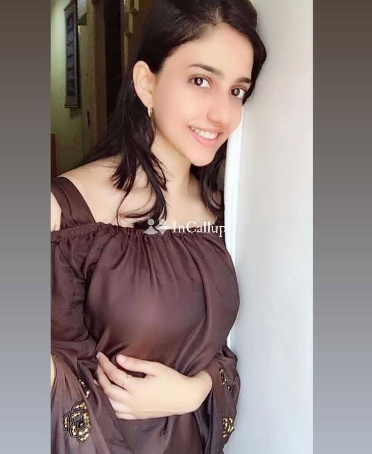 playful date in noida classy mahi sharma twenty two year old call girls woman curvy - Call Girls in Noida