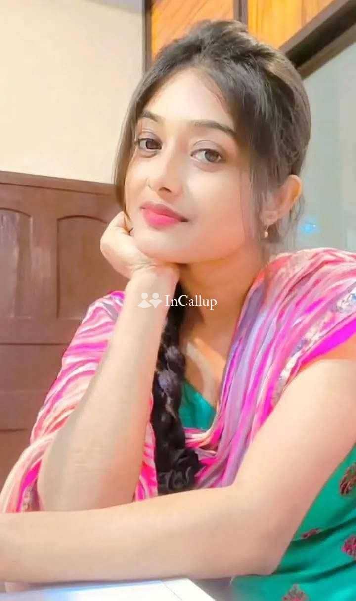 magnetic black eyes and black hair perfect low price call girl twenty two year old call girls companion - Call Girls in Noida