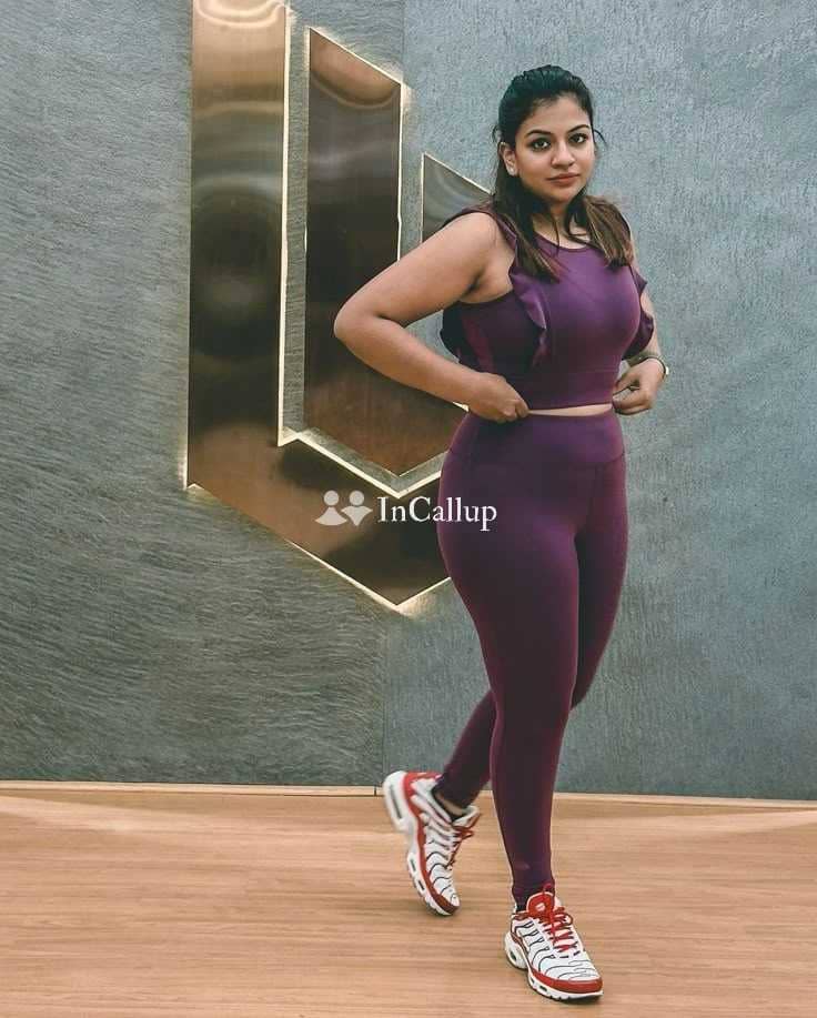 present in noida desirable maya twenty two year old call girls goddess available for party companion - Call Girls in Noida