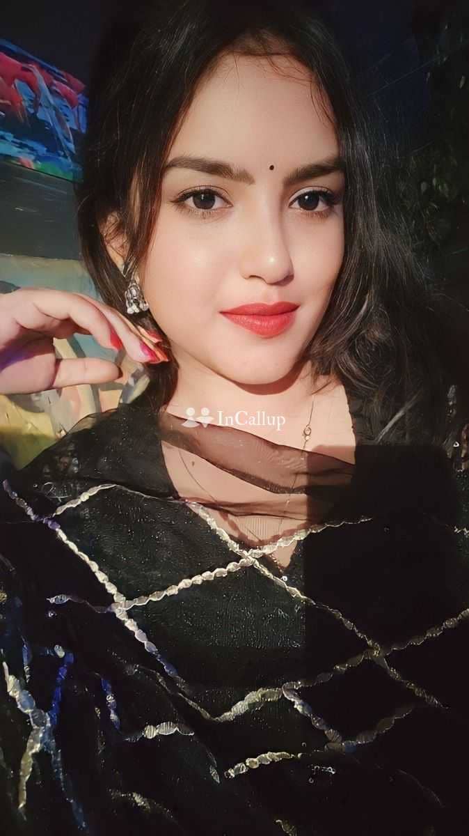 escort available in noida alluring black hair and brown eyes known for being passionate star - Call Girls in Noida
