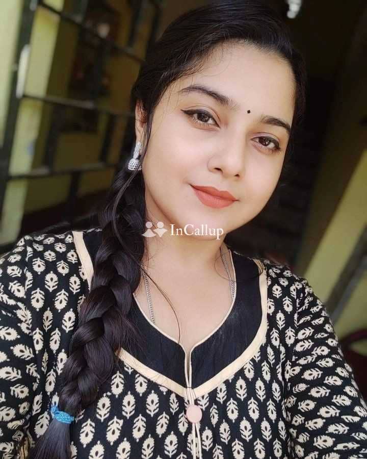 elegant pallavi patel a twenty one year old call girls beauty escort girl from palakkad - Call Girls in Palakkad