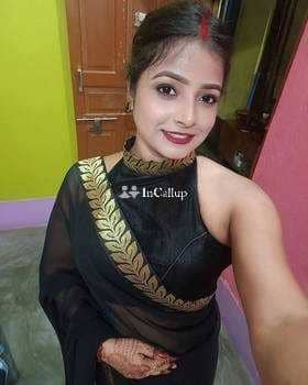 romantic time in palakkad dreamy black eyes and black hair available now trusted reliable service - Call Girls in Palakkad