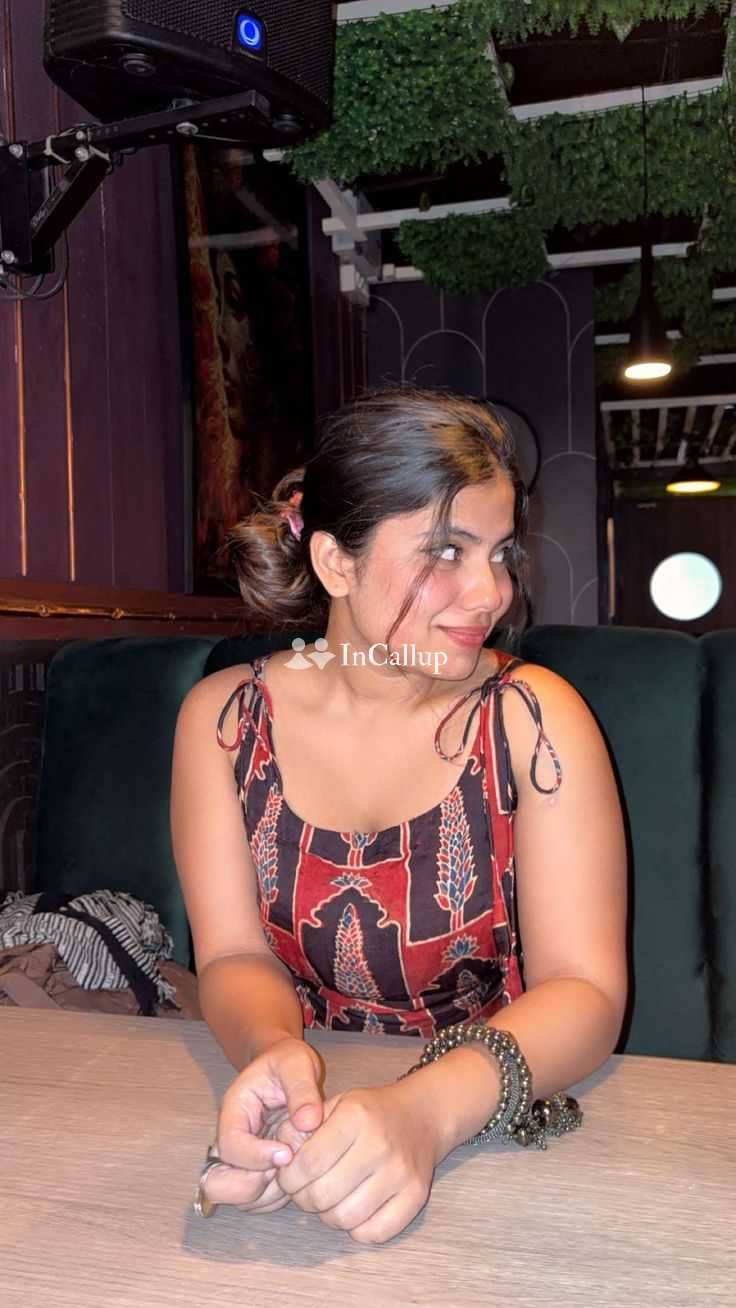 known for being fascinating spicy sexy khushi twenty one years old call girls beautiful curves and black eyes - Call Girls in Palanpur