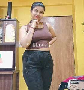 petite with auburn eyes and brown hair spend time with muskan sharma eighteen year old call girls lover - Call Girls in Palwal
