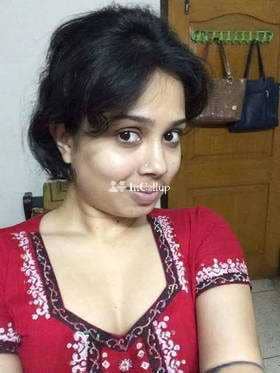 fresh red hair and blue eyes sexy sapnasbhsdbsbsbsb nineteen years old call girls - Call Girls in Panaji