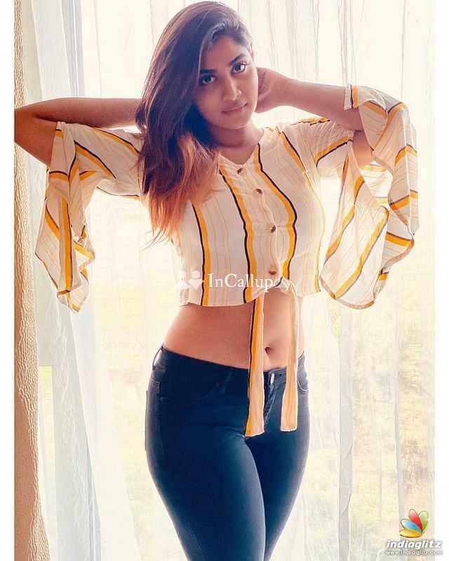 available for short notice available meet only cash payment the twenty year old call girls you desire - Call Girls in Paradip