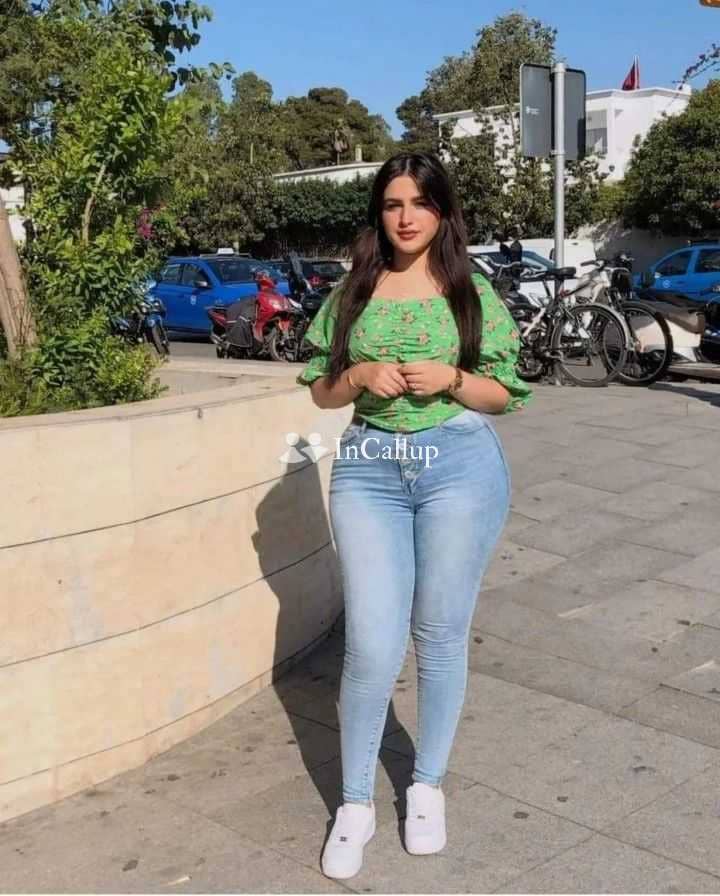petite with black eyes and black hair known for being hot tempered hot maya twenty three years old call girls - Call Girls in Patiala