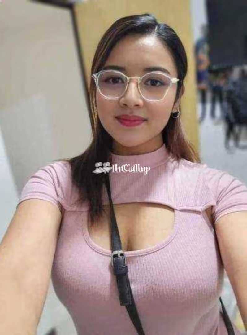 classy puja patel twenty one year old call girls woman sensual sexy black body and black hair - Call Girls in Patna