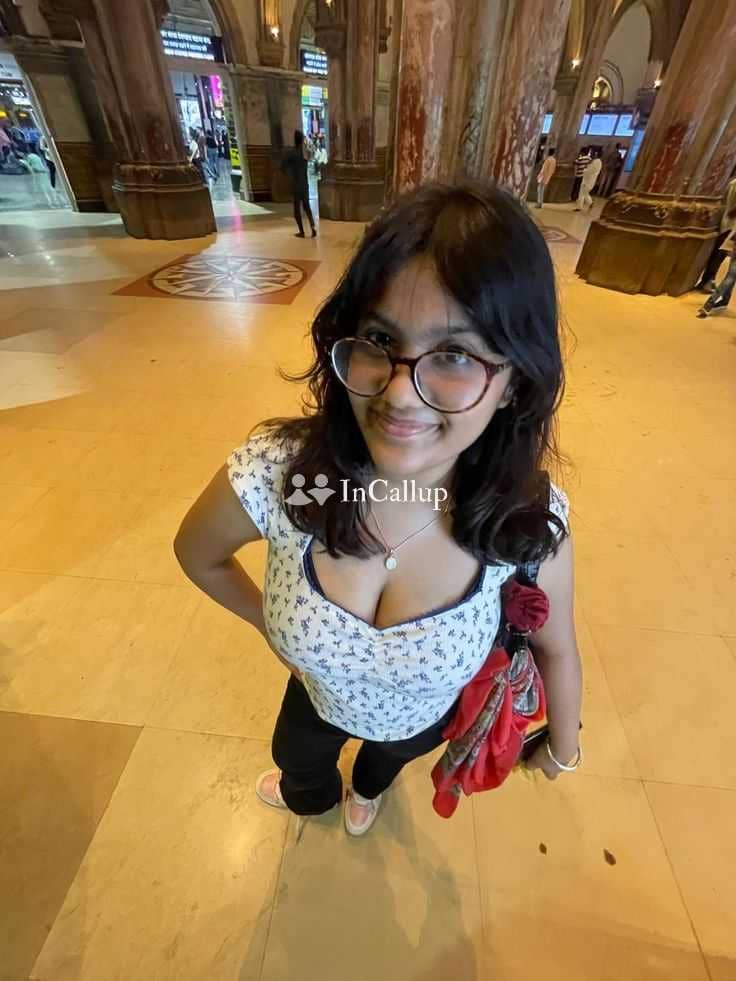 premium escort service in patna voluptuous with black hair and brown eyes available for private dates from patna - Call Girls in Patna