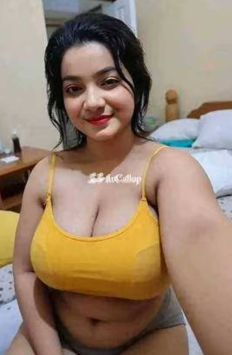 attractive black body and black eyes introducing puja patel a twenty one year old call girls ready to please - Call Girls in Patna