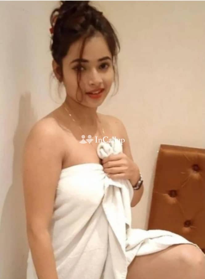 explore passion with kajal kumari in patna your petite fantasy for unforgettable experiences and intimate moments - Call Girls in Patna