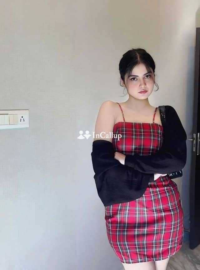 fit body with black hair curvy fjcuc twenty one years old call girls available now trusted reliable service - Call Girls in Peren