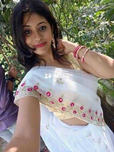 lover offering service in ponda cute black eyes and black hair available for party companion - Call Girls in Ponda