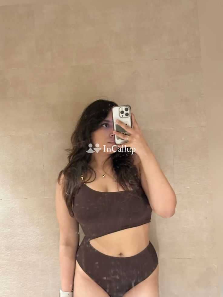 available for short notice available hot girl in porbandar youthful black hair and brown eyes known for being warm - Call Girls in Porbandar