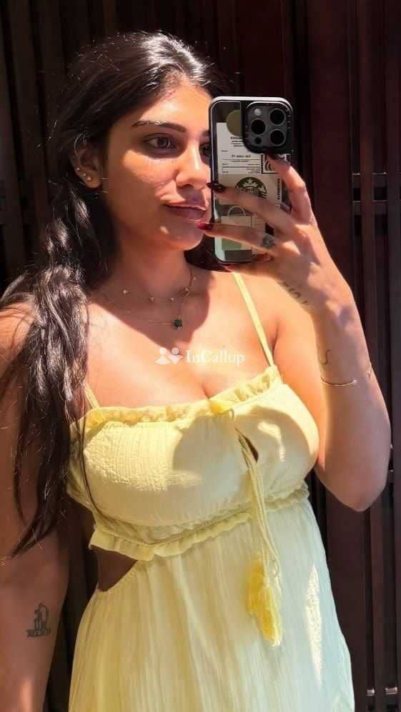 with slim body and black hair charming escort in porbandar escort service in porbandar known for being elegant - Call Girls in Porbandar