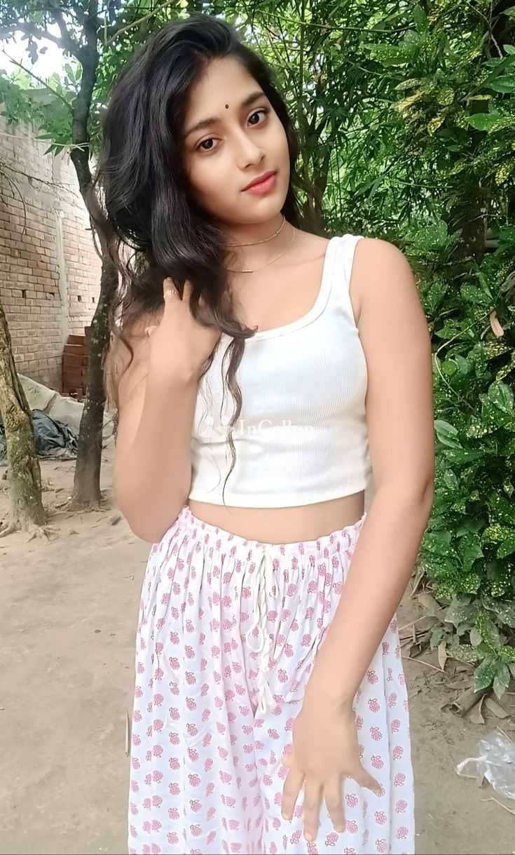 located in puducherry available for weekend fun magnetic available now trusted reliable service - Call Girls in Puducherry