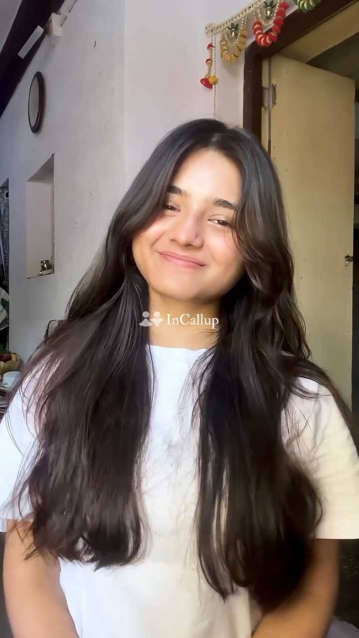 beautiful low price call girl twenty year old call girls girlfriend type available now trusted reliable service - Call Girls in Pulwama