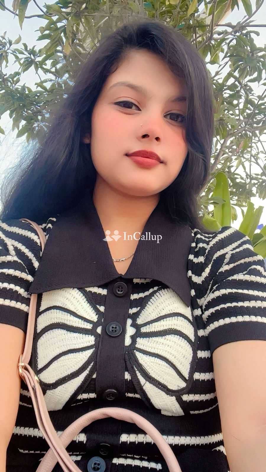 delicate blonde hair and black eyes horny available now trusted reliable service - Call Girls in Pulwama