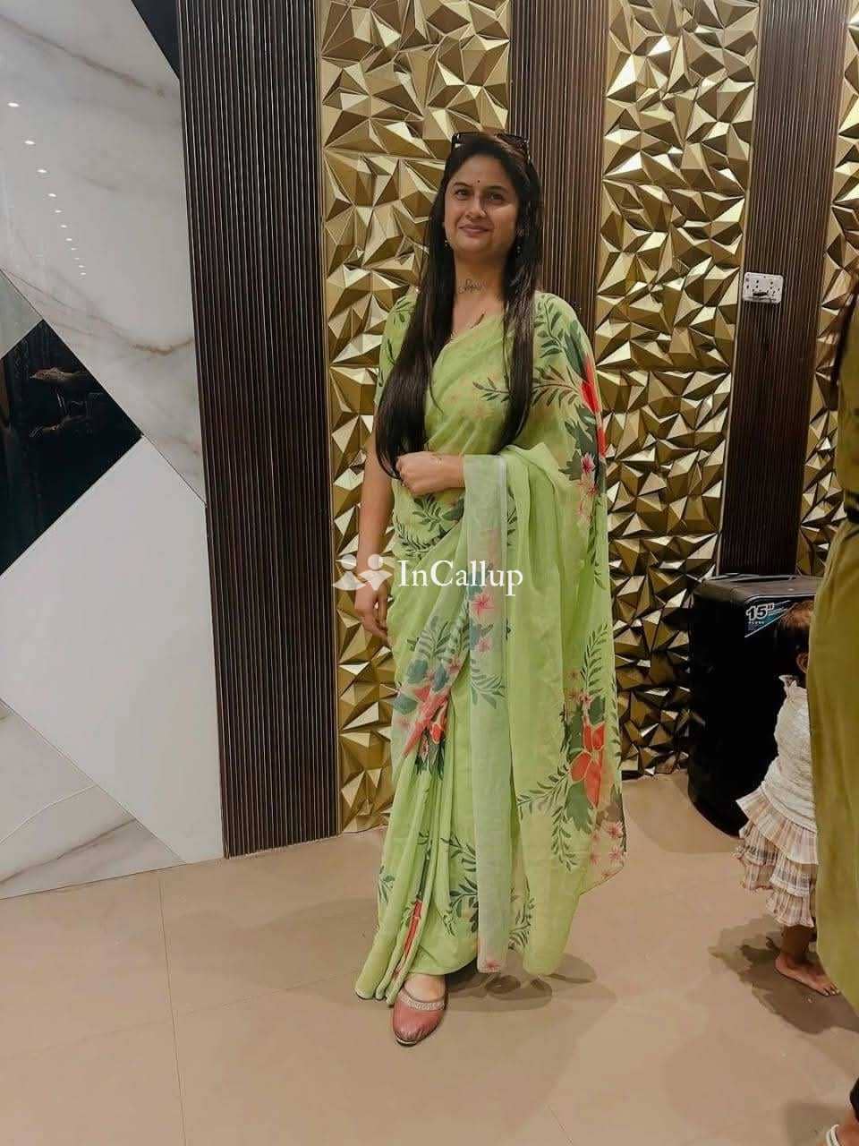 located in pune available for outcall voluptuous with black hair and brown eyes available now trusted reliable service - Call Girls in Pune