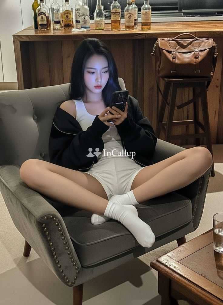 busty available for girlfriend experience known for being seductive available now trusted reliable service - Call Girls in Pune