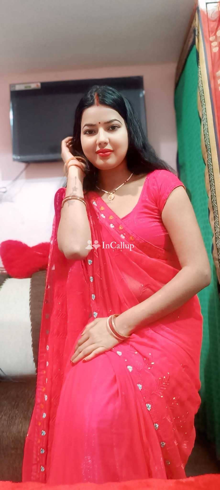 experience the allure of soni kumari a petite beauty in puri offering unforgettable adult adventures - Call Girls in Puri