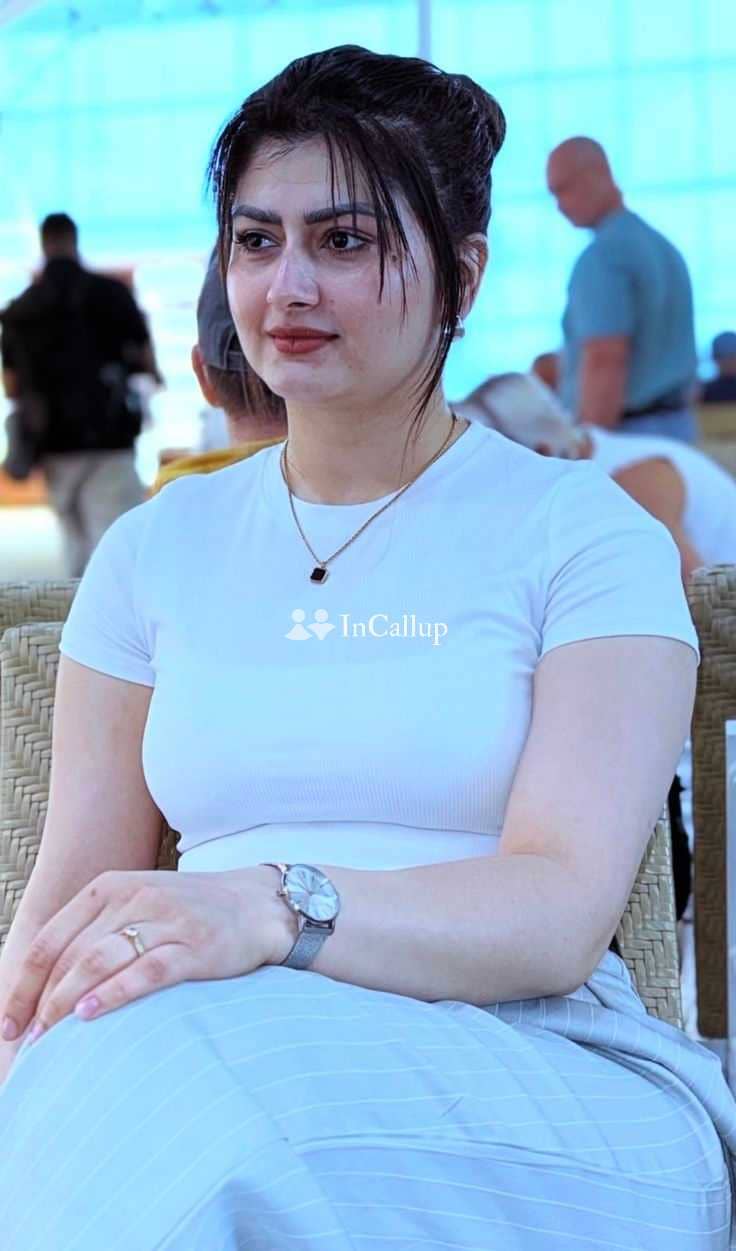 delicate auburn hair and brown eyes sexy professional escort in purulia known for being adventurous - Call Girls in Purulia