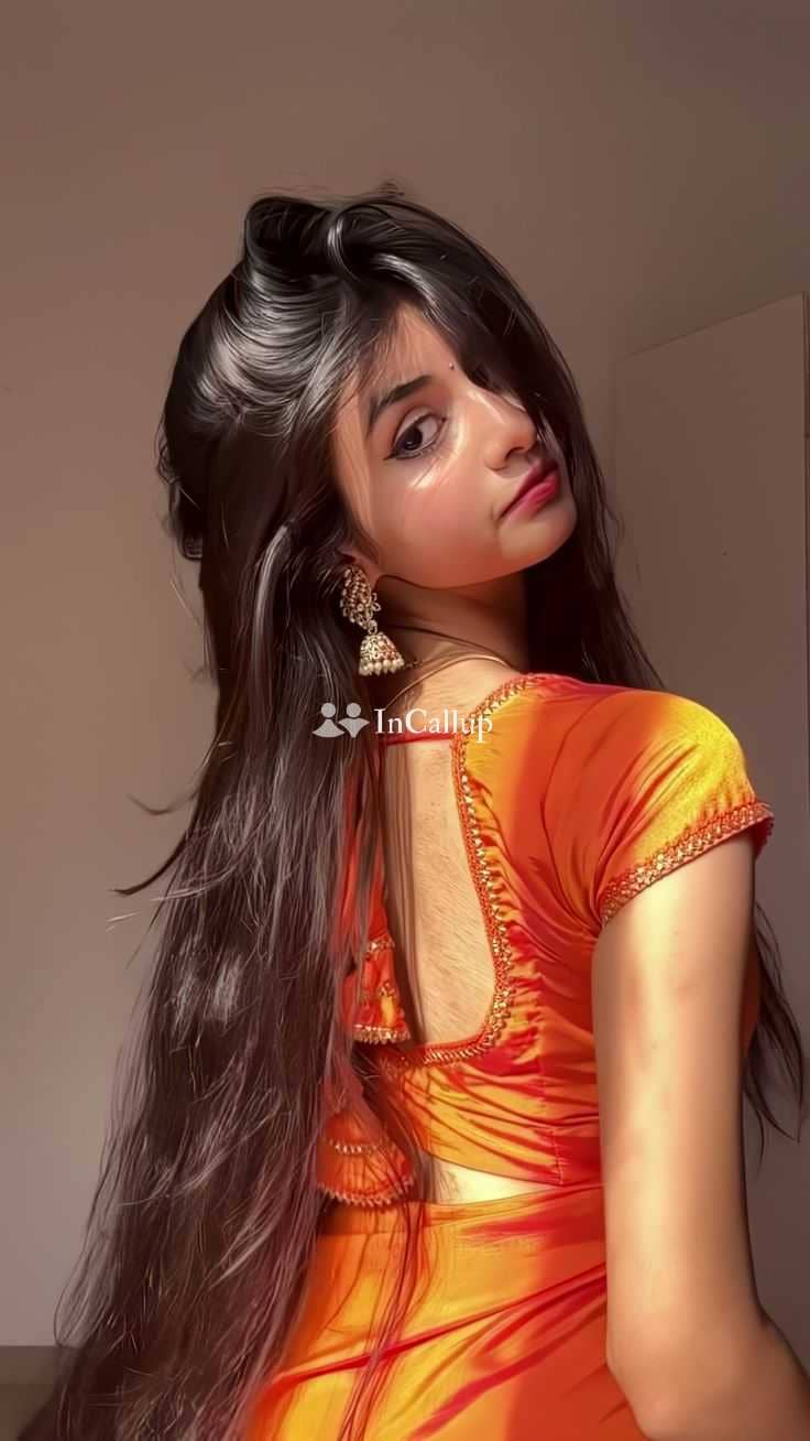 professional escort in purulia known for being seductive sparkling black eyes and brown hair - Call Girls in Purulia