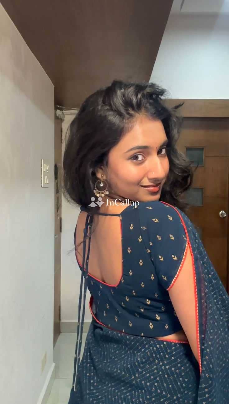 youthful black hair and brown eyes escort available for available 24x7 charming bdsm girlfriend experience escort - Call Girls in Raebareli