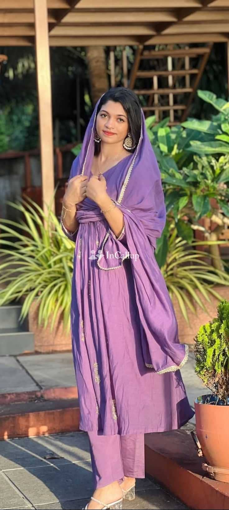 pretty black hair and brown eyes naughty only cash payment twenty year old call girls girl available - Call Girls in Raghunathpur