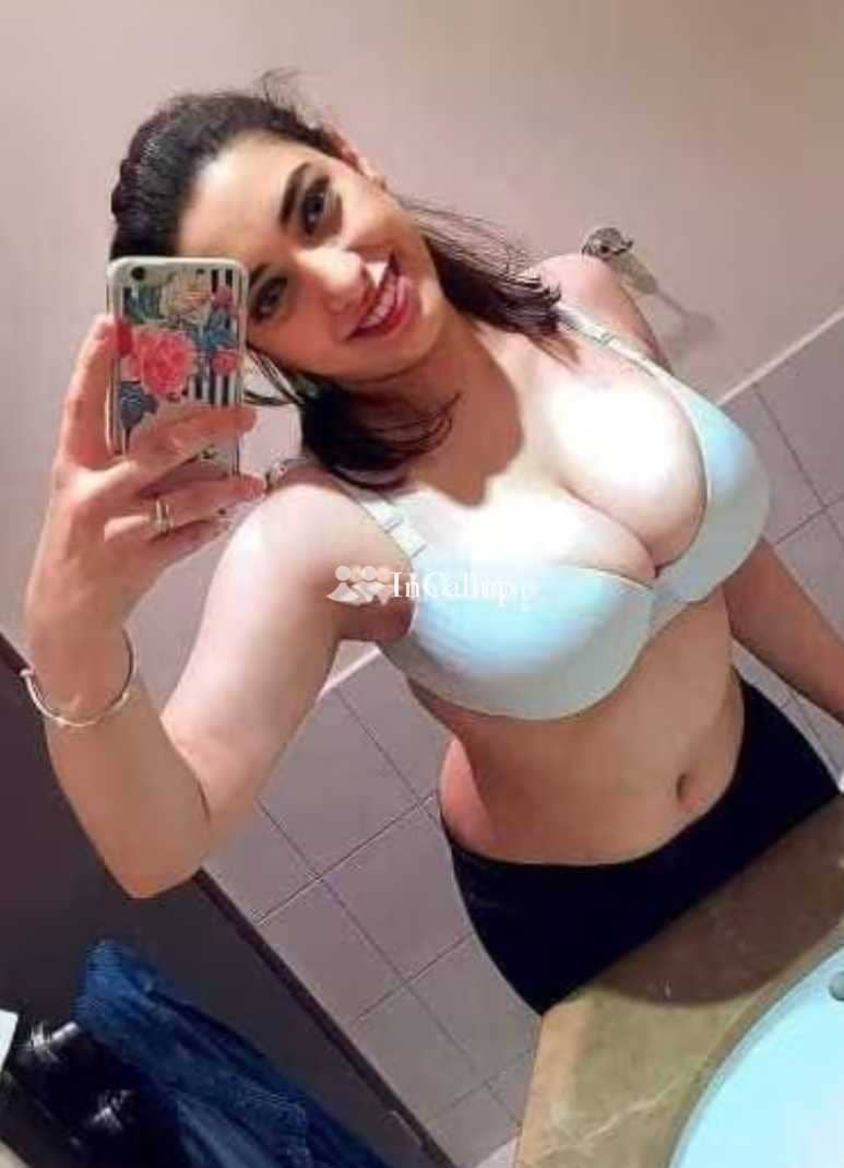 long legs and black eyes curvy girls from rajkot known for being professional available now trusted reliable service - Call Girls in Rajkot