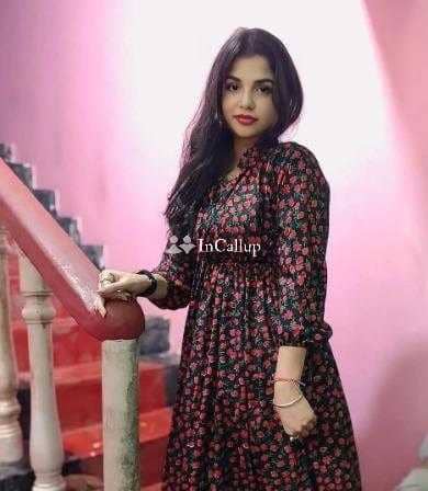 escort available for girlfriend experience escort service in ranchi dreamy black eyes and black hair - Call Girls in Ranchi