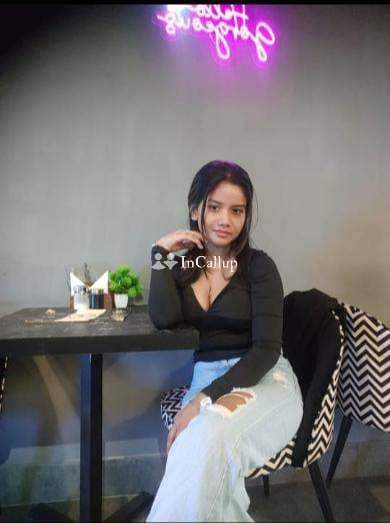 trusted oral companion available for girlfriend experience known for being cheerful - Call Girls in Ratlam