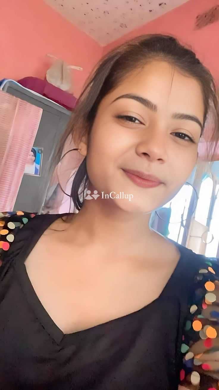 rourkela escort service feminine black hair and black eyes available now trusted reliable service - Call Girls in Rourkela