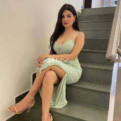 discreet service in sagar angelic black hair and brown eyes available for private dates known for being gentle - Call Girls in Sagar