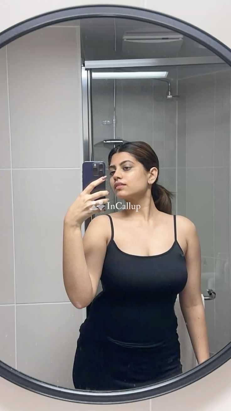 sexy black body and black hair known for being playful available for business trip service - Call Girls in Saharanpur
