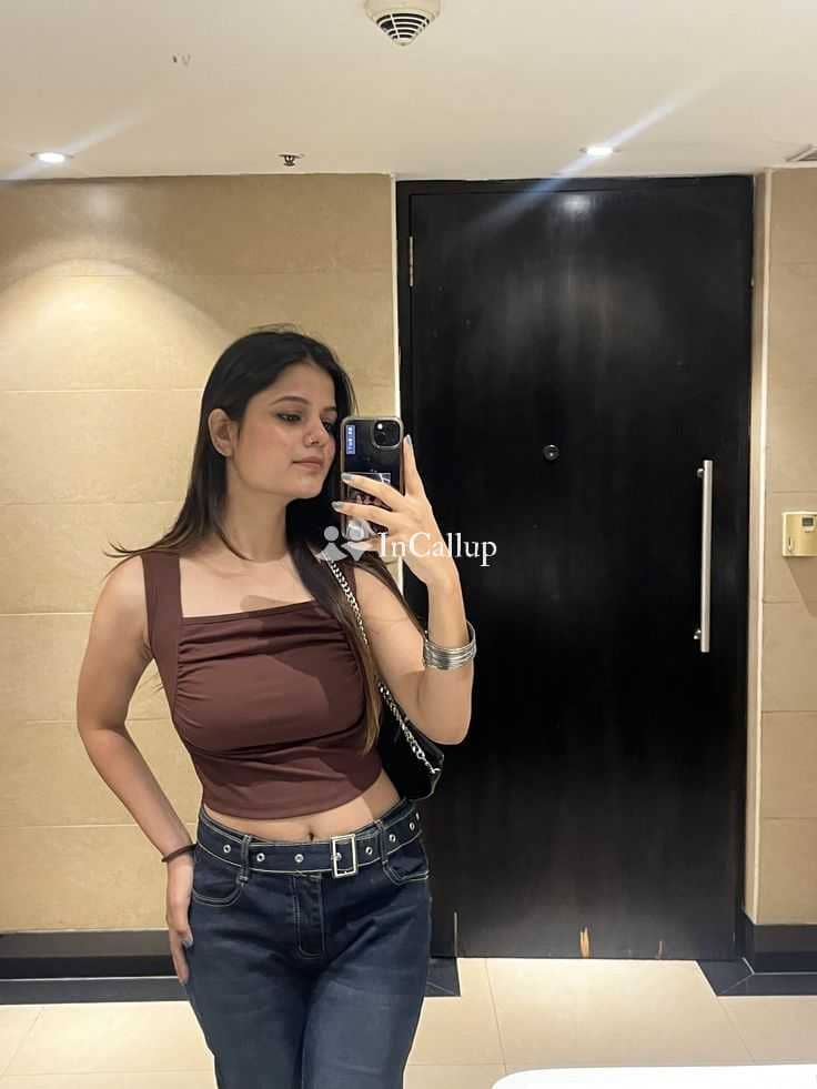 seductive black hair and black eyes experience passion with arawy angel a twenty year old call girls - Call Girls in Saket