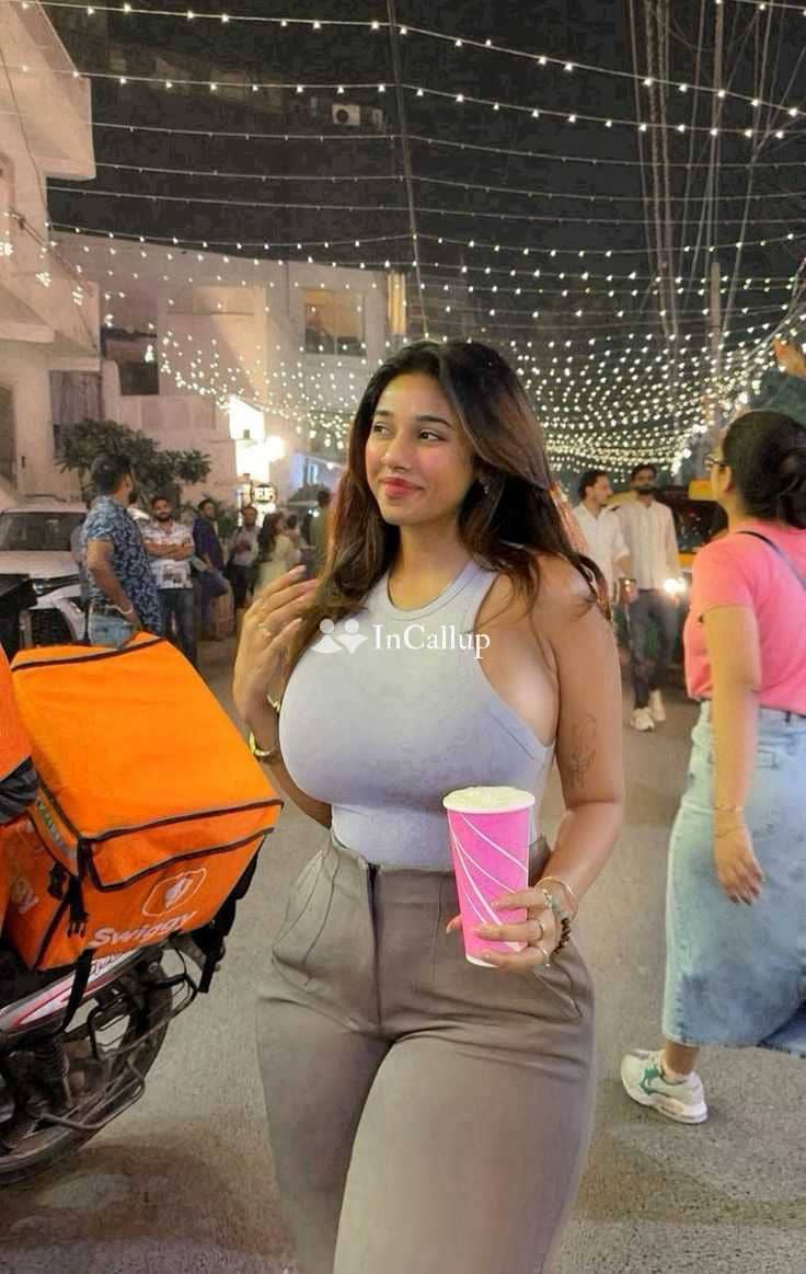 with slim body and black hair available for discreet meetings fun available in sambalpur - Call Girls in Sambalpur