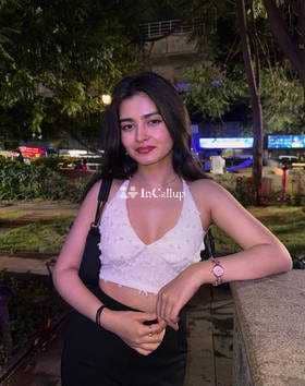 playmate intimate videocall doggy style 69 position blowjob service model look with black eyes and black hair - Call Girls in Sasaram