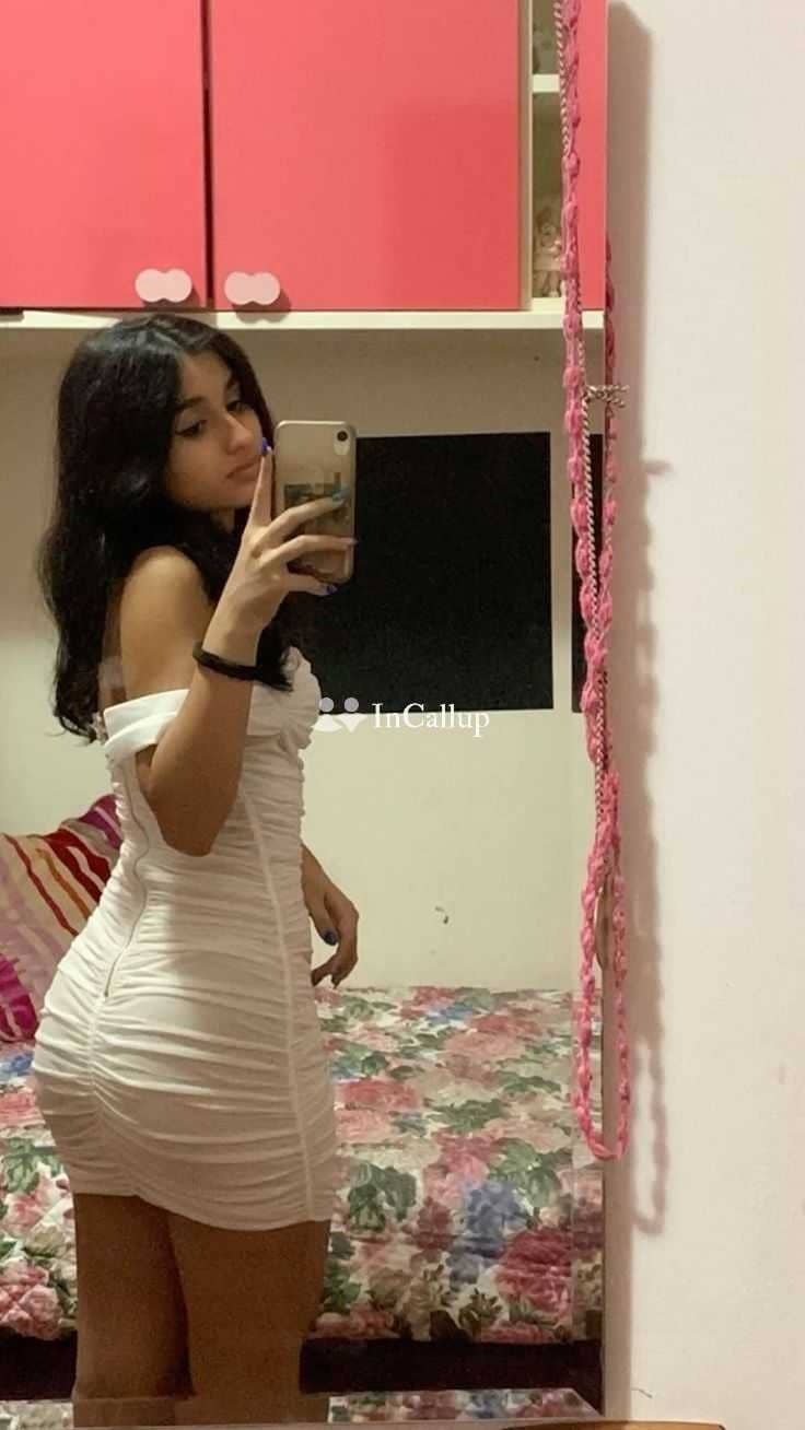 mature black hair and black eyes available for day and night service visiting serampore escort service in serampore - Call Girls in Serampore