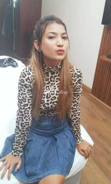 sweet black eyes and black hair delightful soniya sharma shimla twenty year old call girls hot - Call Girls in Shimla